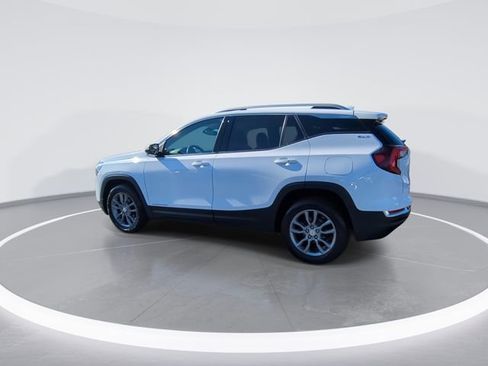 Used 2024 GMC Terrain SLT image 6