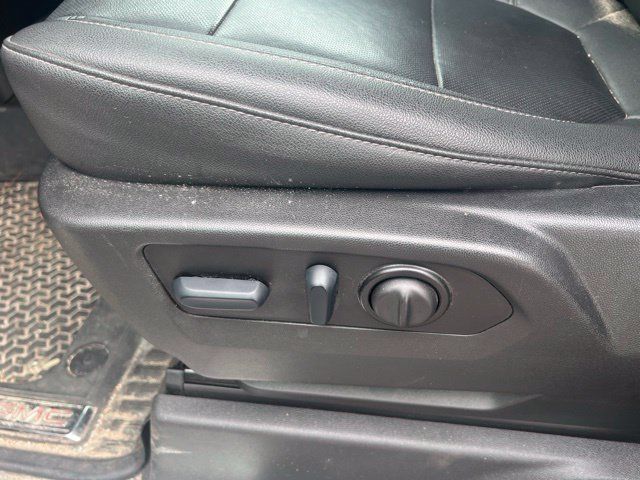 Used 2022 Chevrolet Silverado 2500 LTZ w/ Gooseneck/5TH Wheel Package AWD/4WD image 30