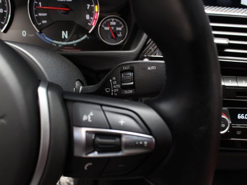 Used 2018 BMW M4 Coupe w/ Competition Package RWD image 55