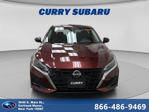 Used 2024 Nissan Altima 2.5 SV FWD image 8