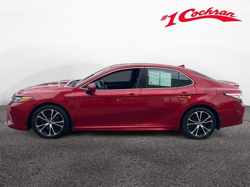 Used 2020 Toyota Camry SE FWD image 21