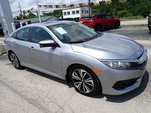 Used 2016 Honda Civic EX-L image 9