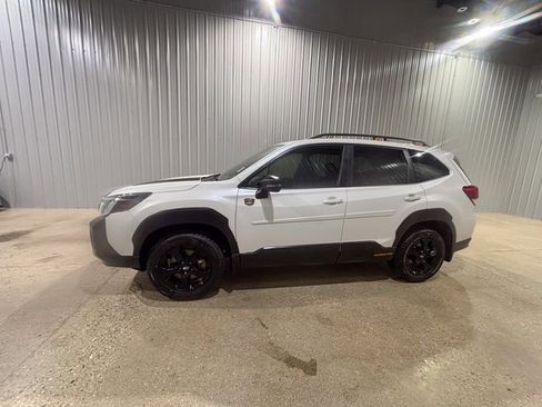 Used 2022 Subaru Forester Wilderness image 2