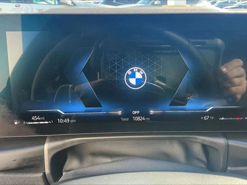 Used 2025 BMW 430i xDrive w/ M Sport Package image 21