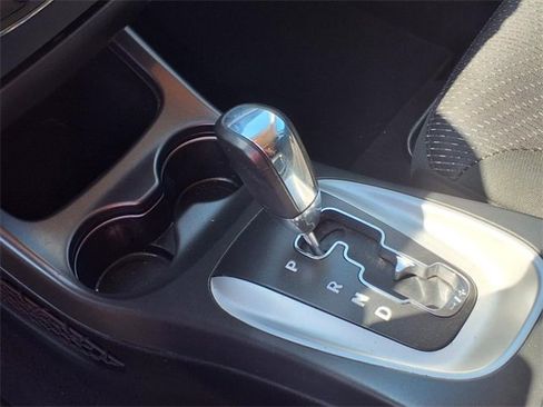 Used 2020 Dodge Journey SE w/ SE Popular Equipment Group image 11