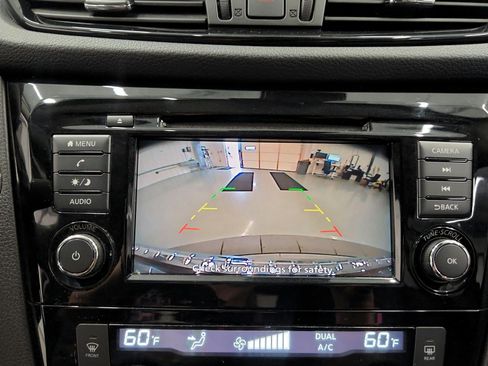 Used 2020 Nissan Rogue Sport SV FWD image 33