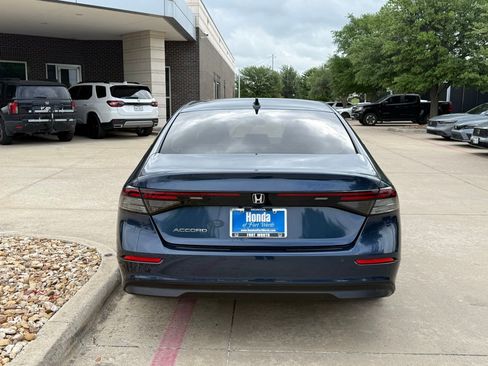 Used 2024 Honda Accord EX image 4