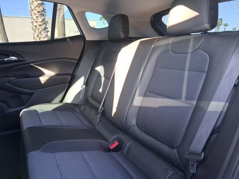 Used 2025 Chevrolet Trax LT w/ Driver Confidence Package image 16