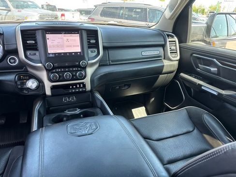 Used 2022 RAM 1500 Laramie AWD/4WD image 11