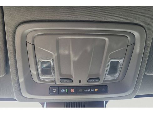 Used 2022 Chevrolet Silverado 1500 LT image 19