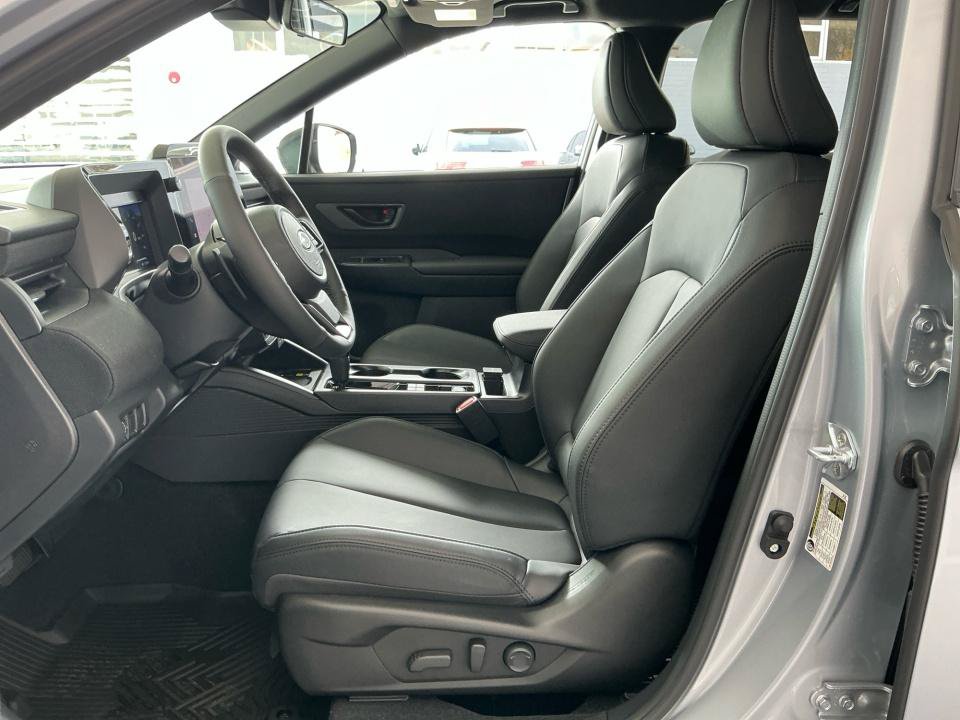 New 2026 Subaru Outback Premium w/ Premium/Limited Package 2 AWD/4WD image 30