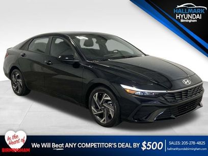 Used 2025 Hyundai Elantra Sport w/ Cargo Package