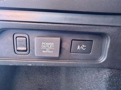 Used 2025 Acura MDX A-Spec image 11