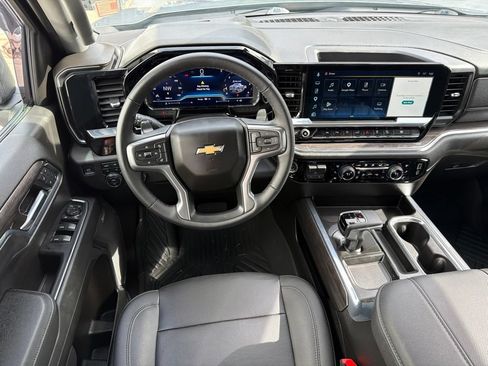 Used 2023 Chevrolet Silverado 1500 LTZ AWD/4WD image 57