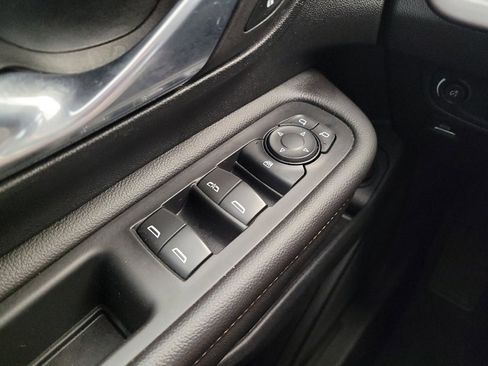 Used 2022 GMC Terrain AT4 AWD/4WD image 27