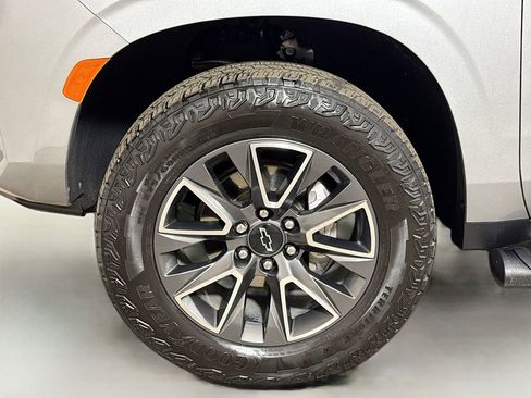 Certified 2024 Chevrolet Tahoe Z71 w/ Luxury Package image 31