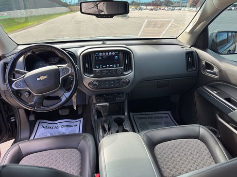 Used 2017 Chevrolet Colorado Z71 image 18