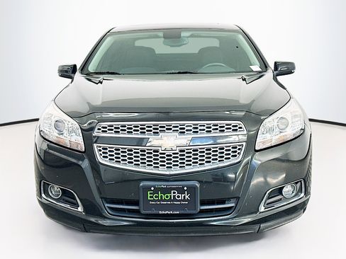Used 2013 Chevrolet Malibu LT FWD image 2