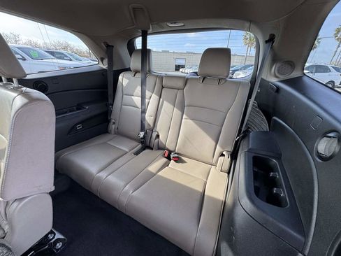 Used 2016 Honda Pilot Touring image 22