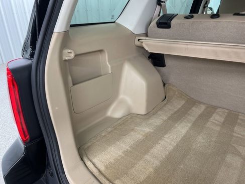 Used 2010 Ford Escape Limited image 12