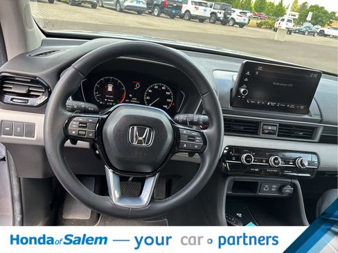 Used 2025 Honda Pilot EX-L image 15