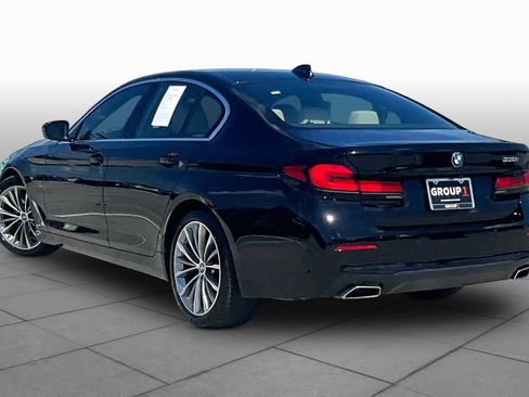 Used 2023 BMW 530i w/ Premium Package RWD image 11