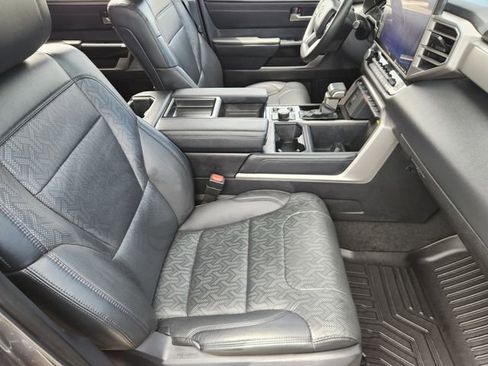 Used 2023 Toyota Tundra Limited AWD/4WD image 12