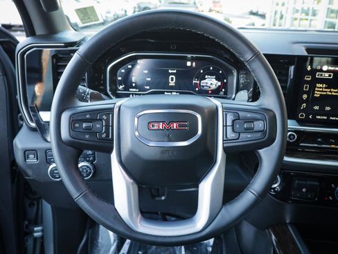 Used 2025 GMC Sierra 1500 Elevation w/ Elevation Premium Package image 21