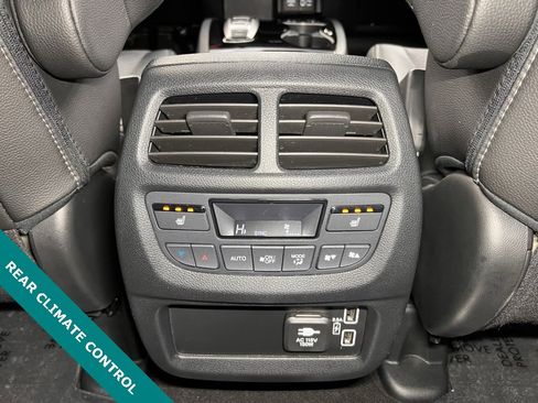 Used 2023 Honda Passport Elite image 12