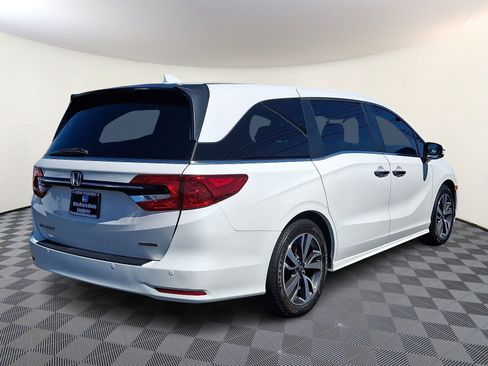 Used 2023 Honda Odyssey Touring image 7