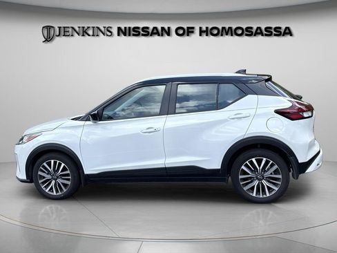 Certified 2024 Nissan Kicks SV FWD image 14