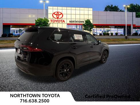 Used 2026 Toyota Grand Highlander Limited image 7