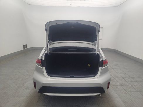 Used 2022 Toyota Corolla LE image 29