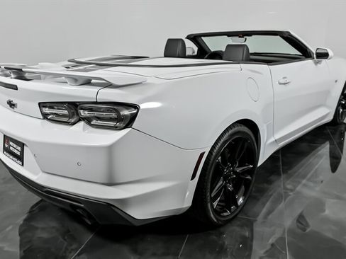 Used 2022 Chevrolet Camaro SS image 11