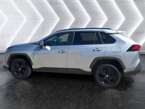 Used 2021 Toyota RAV4 XLE image 8