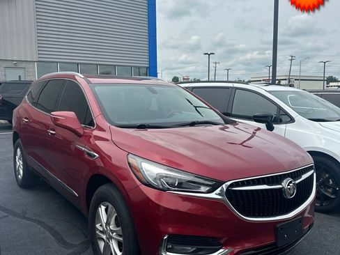 Used 2020 Buick Enclave Essence AWD/4WD image 3