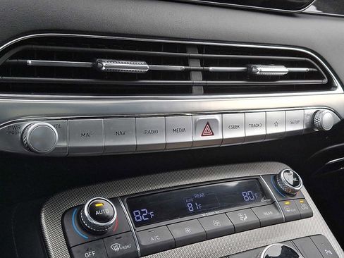 Used 2022 Hyundai Palisade Calligraphy image 16