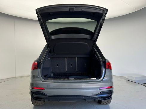 Used 2020 Audi Q3 2.0T Premium Plus w/ Premium Plus Package image 5