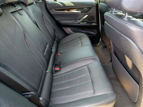 Used 2018 BMW X6 xDrive35i AWD/4WD image 21
