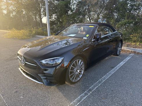 Used 2023 Mercedes-Benz E 450 E 450 image 2