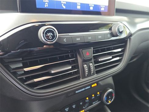 Used 2023 Ford Escape Active image 22