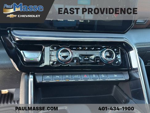 Used 2024 GMC Sierra 1500 Denali Ultimate AWD/4WD image 18