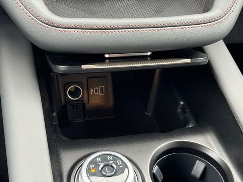 Certified 2025 Ford Explorer Active AWD/4WD image 15