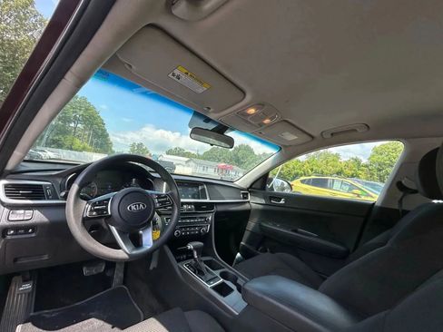 Used 2020 Kia Optima LX image 22