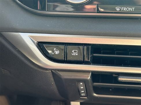 Used 2024 Lexus RX 350 image 33