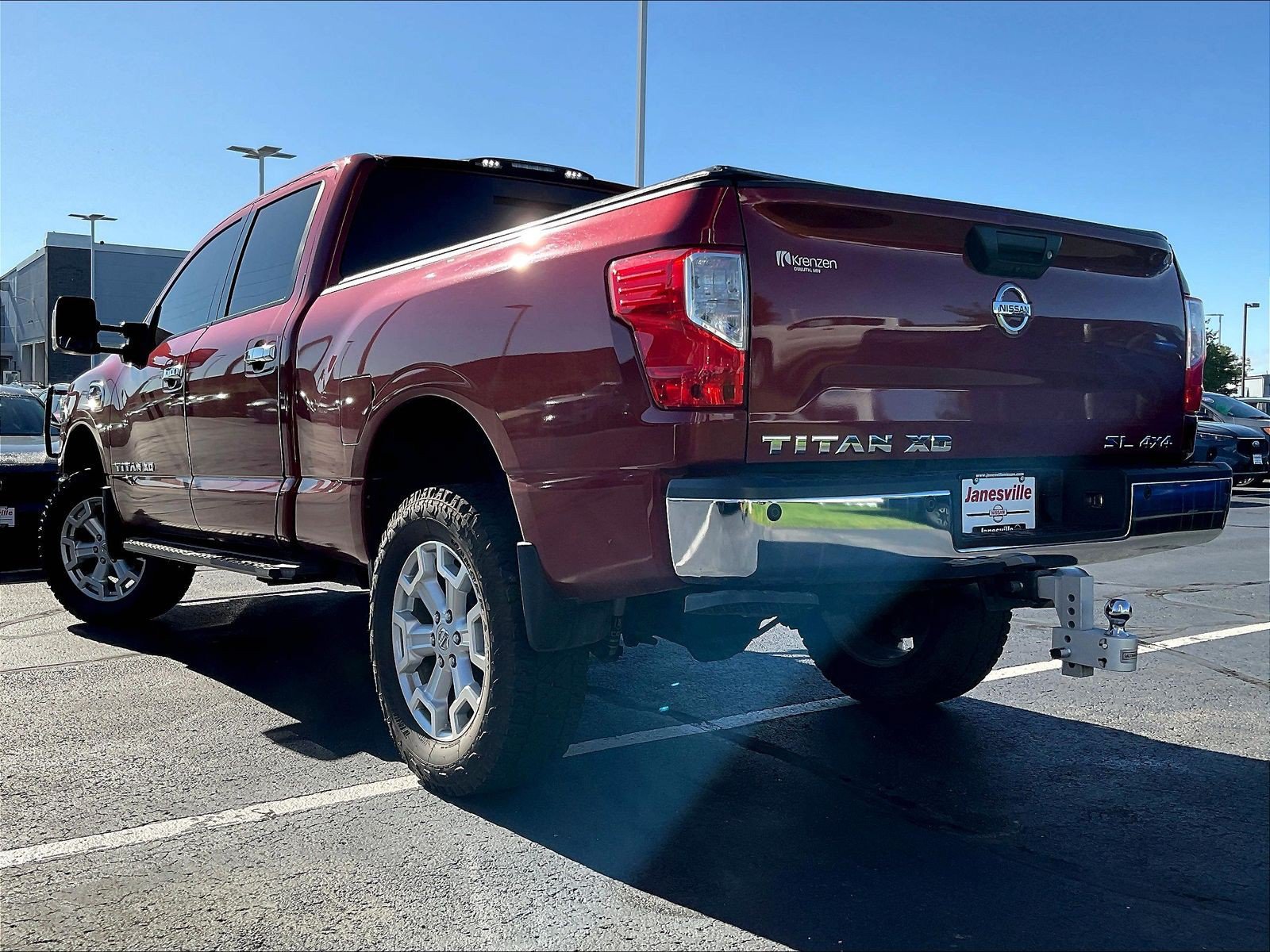 Used 2016 Nissan Titan SL AWD/4WD image 3