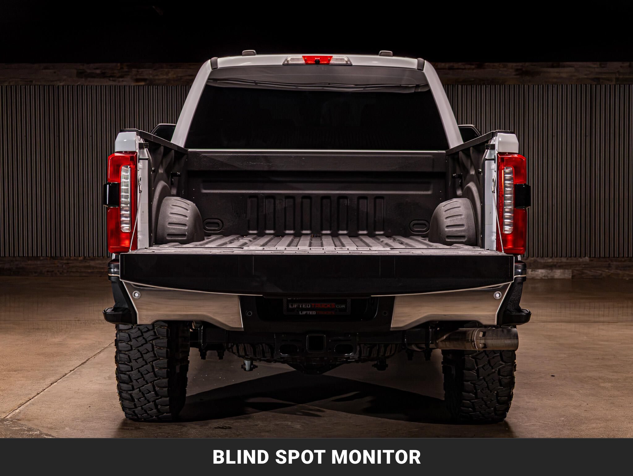 Used 2023 Ford F250 XLT w/ Tremor Off-Road Package AWD/4WD image 9