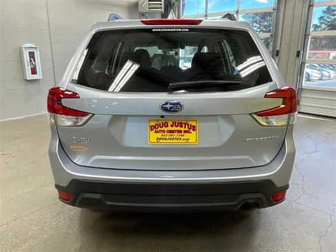 Used 2021 Subaru Forester image 4