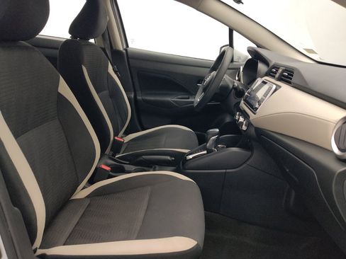 Used 2021 Nissan Versa SV FWD image 21