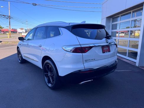 Used 2023 Buick Enclave Essence w/ Experience Buick Package AWD/4WD image 3